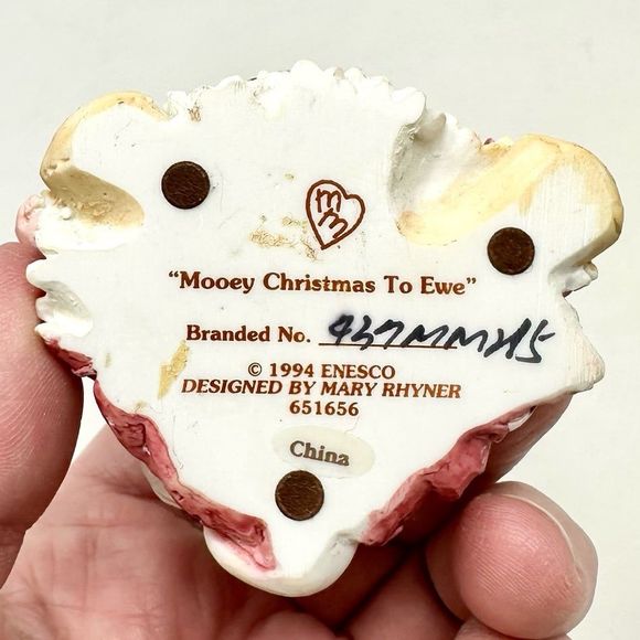 vintage 1994 Mary Meyer Holiday Christmas Cow Figurine Mooey Christmas To Ewe - Picture 6 of 6